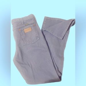 Mens wranglers- 35/34 -pre shrunk- Blue Gray